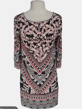 White House Black Market Black Pink & Cream Printed Scoop-Neck Tunic Dress